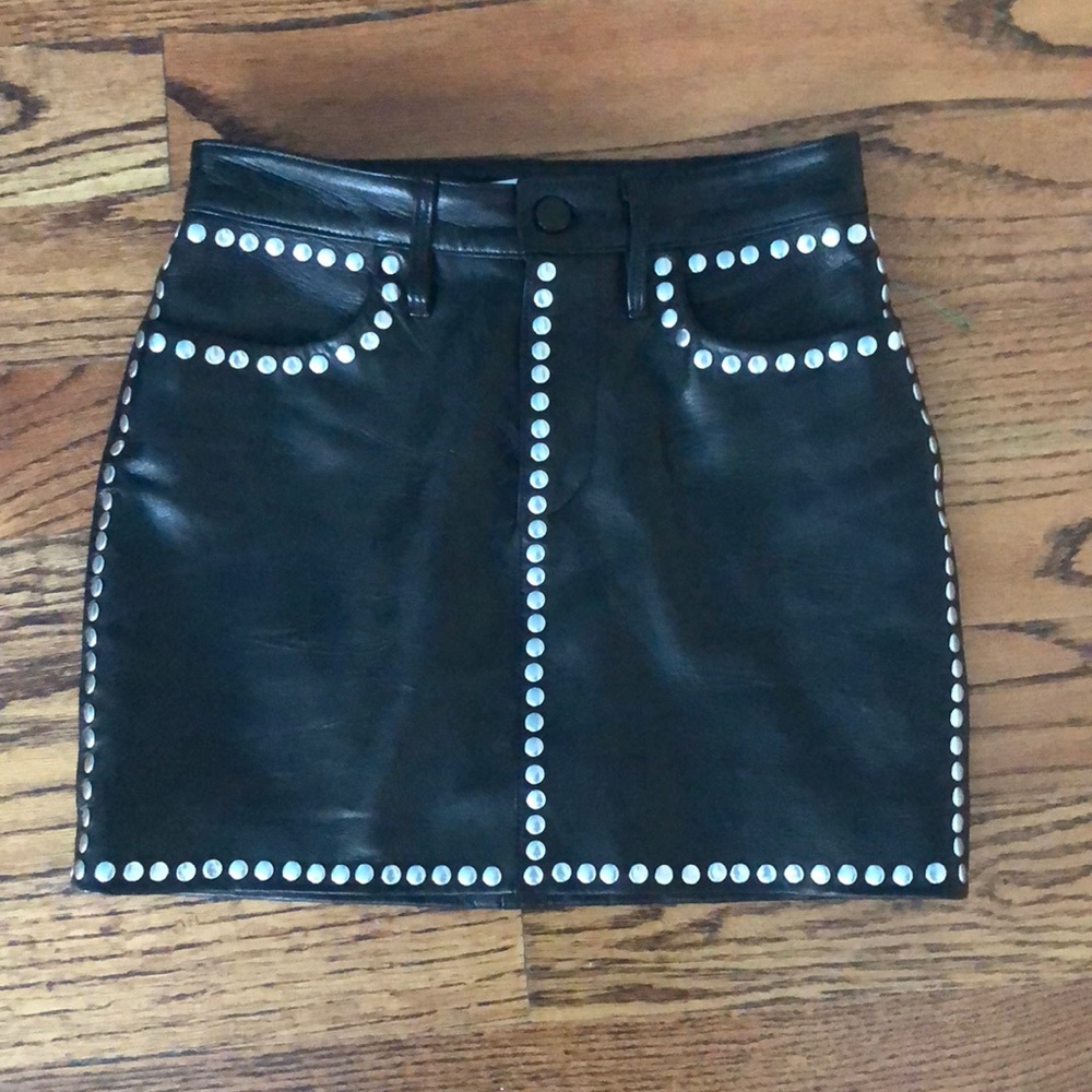 Frame lamb leather studded mini skirt